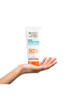 Garnier Ambre Solaire Sensitive Advanced Çocuk Süt GKF50+ 200ML - Thumbnail