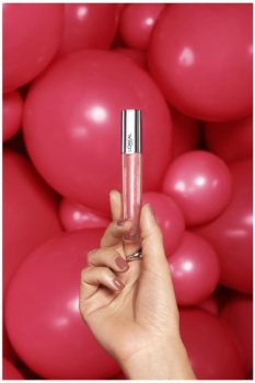 L'Oréal Paris Brilliant Signature Plump in Gloss Ruj 402 I Soar - Thumbnail