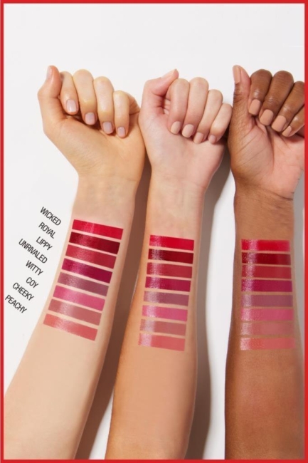 Maybelline New York Super Stay Vinyl Ink Uzun Süre Kalıcı Likit Parlak Ruj 10 Lippy